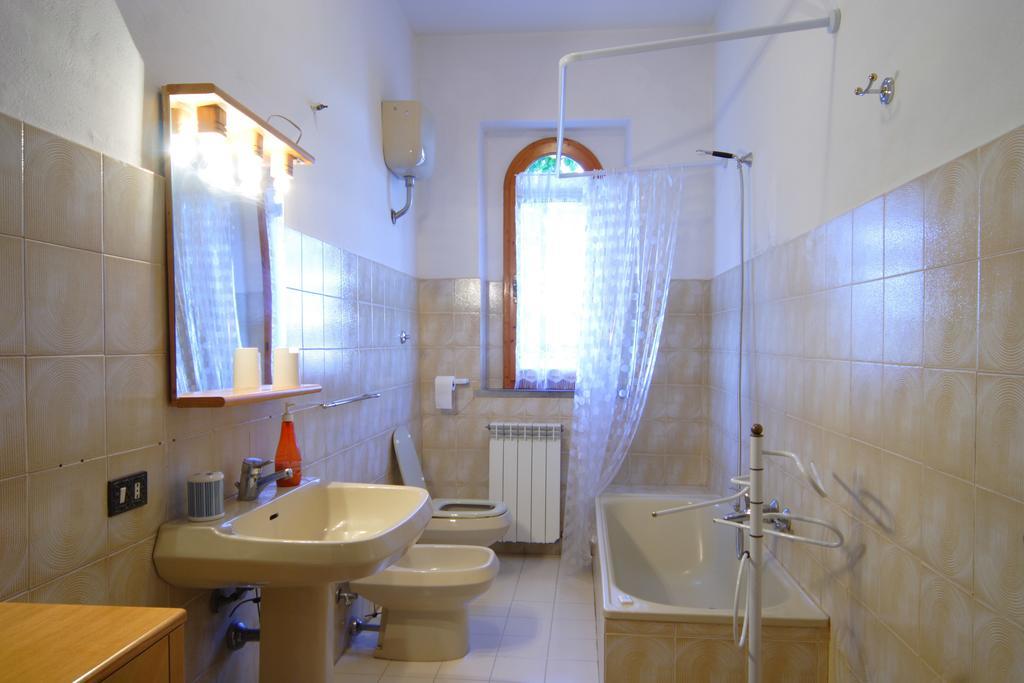 Agriturismo Le Volpaie San Gimignano Room photo
